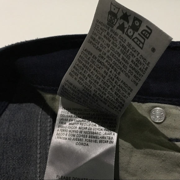 Levi's 512 Perfectly Slimming Bootcut Jeans - Picture 8 of 8